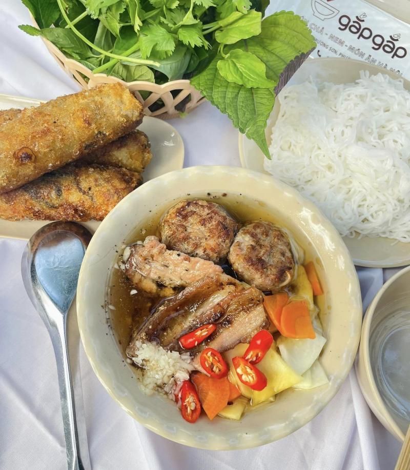 Top 5 Quán Bún Chả Ngon Nhất Quận 3, TP. HCM