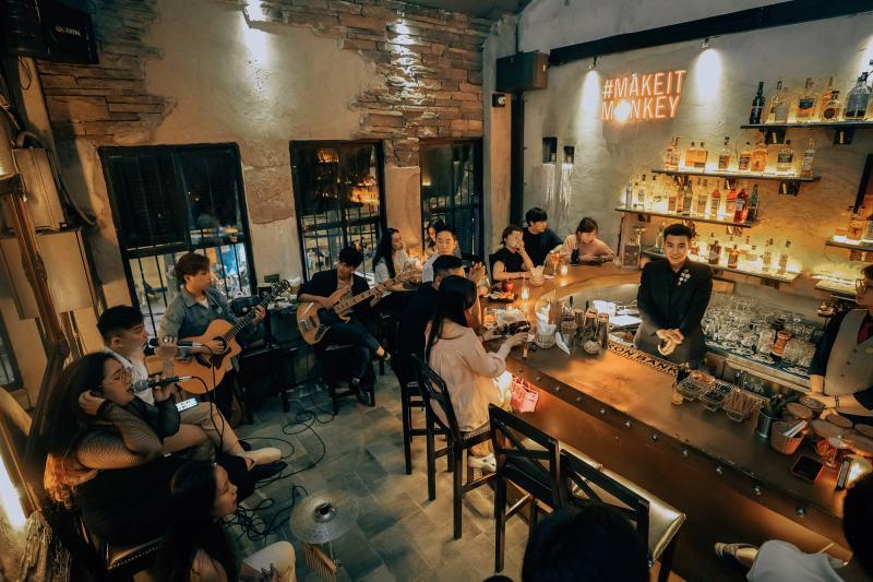 Top 8 Quán Cocktail Đẹp Và Đáng Thử Nhất Tại TP.HCM