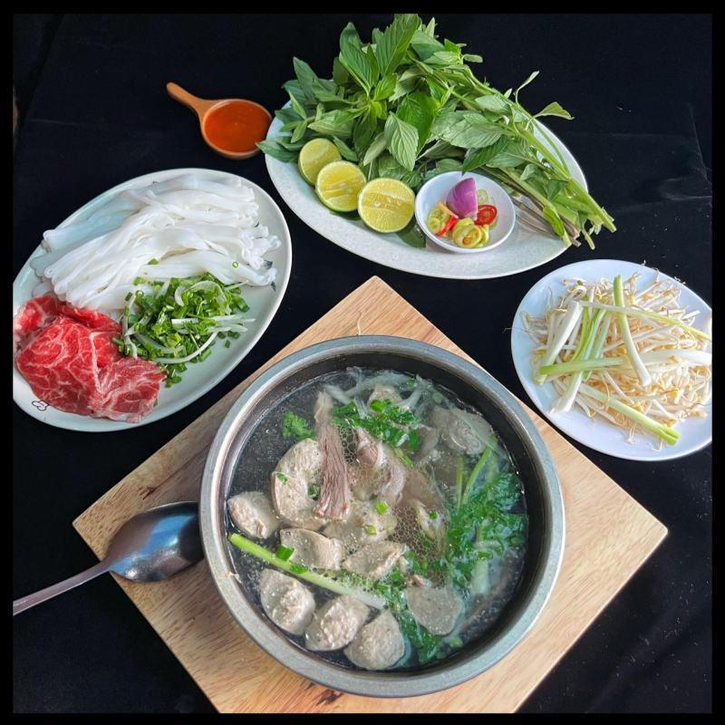 Top 13 món ăn ngon tuyệt cho mùa mưa tại Sài Gòn