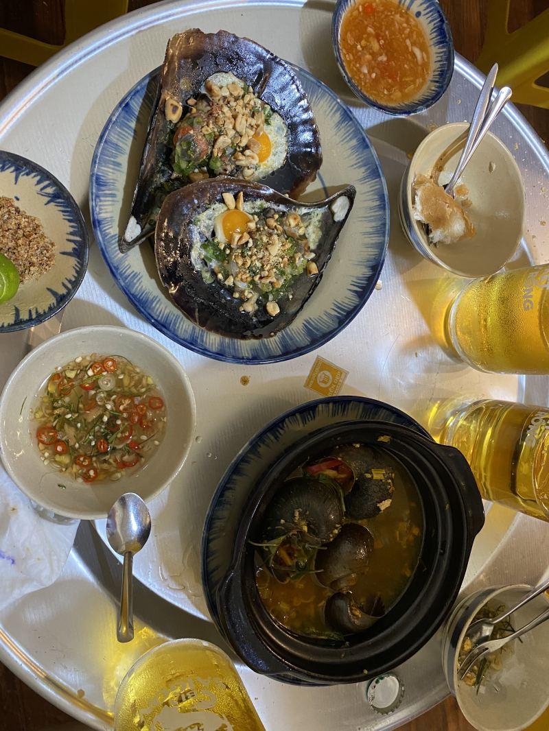 Top 5 Quán Ăn Ngon Tại Phố Hoàng Ngọc Phách, Hà Nội