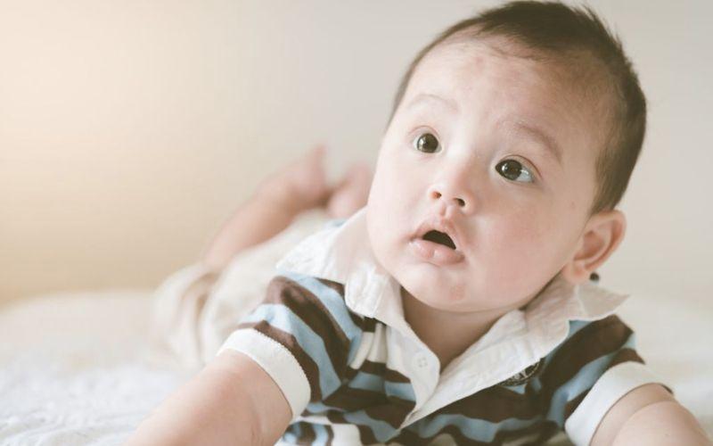 Tuần khủng hoảng thứ 12 ở trẻ là gì? Những điều cần lưu ý khi bé bước vào giai đoạn này?