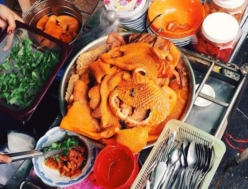 Top 8 Quán Phá Lấu Được Yêu Thích Nhất Tại Quận 4, TP. HCM