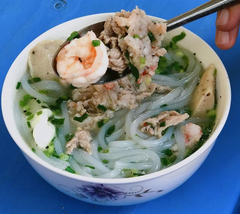 Top 10 quán bún nước và mì trộn ngon nhất tại Sài Gòn
