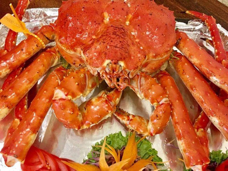 Khám phá 5 địa chỉ bán cua Hoàng Đế chất lượng tuyệt vời nhất tại Khánh Hòa