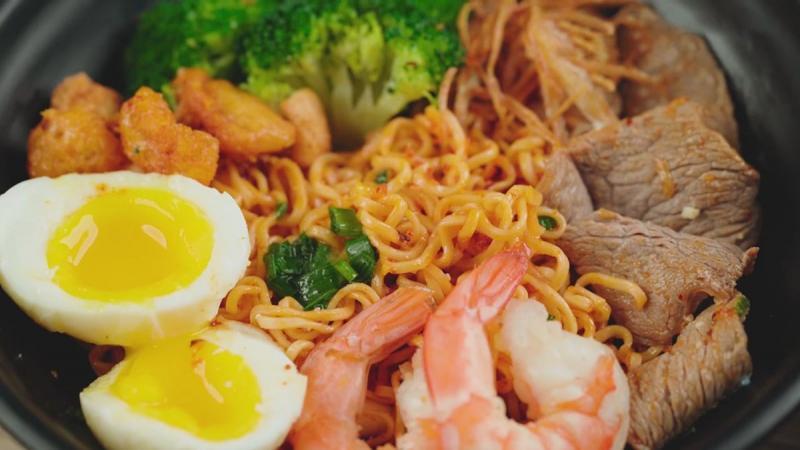 Khám Phá 7 Quán Mì Trộn Ngon Nhất Quận 3, TP. HCM