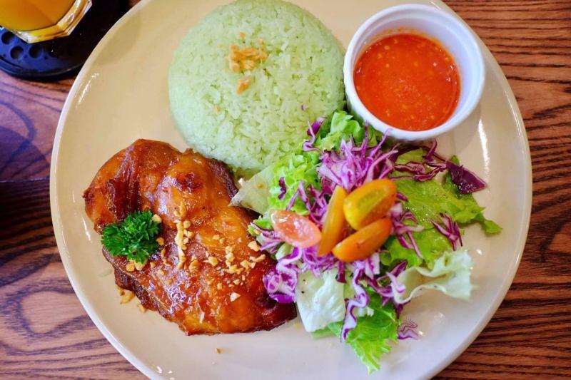 Top 16 Quán cơm gà ngon nổi bật tại TP. HCM