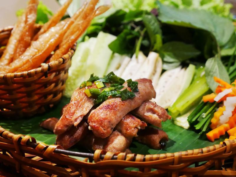 Top 3 địa chỉ nem nướng hấp dẫn nhất tại Quận 3, TP. HCM