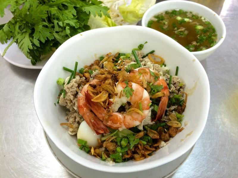 15 Món Ăn Nhất Định Phải Thử Khi Đến Sài Gòn