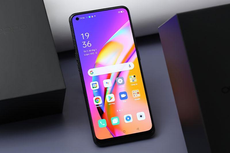 Top 8 Smartphone tầm trung với camera selfie đẹp, bán chạy nhất