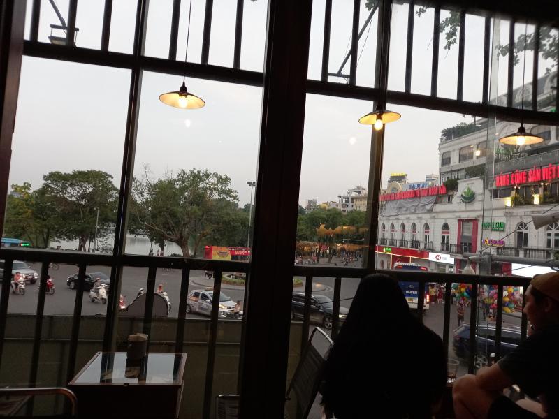 Khám phá 12 quán cafe ngắm Hồ Gươm đẹp nhất tại Hà Nội