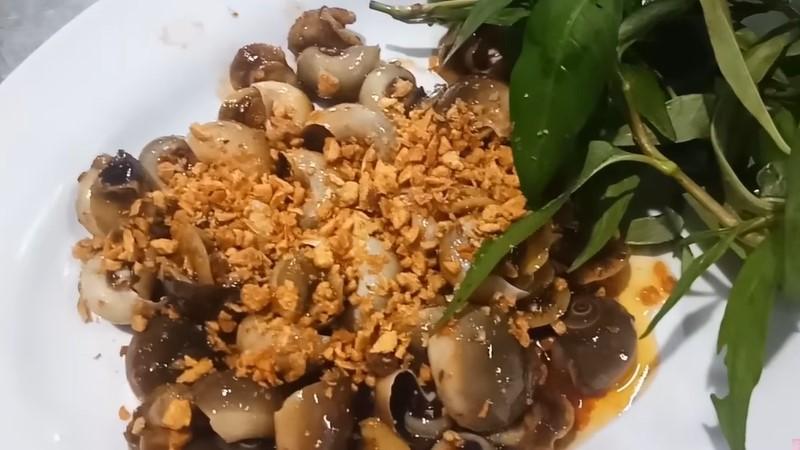 Công thức chế biến ốc mỡ xào bơ tỏi giòn tan, hấp dẫn khó cưỡng
