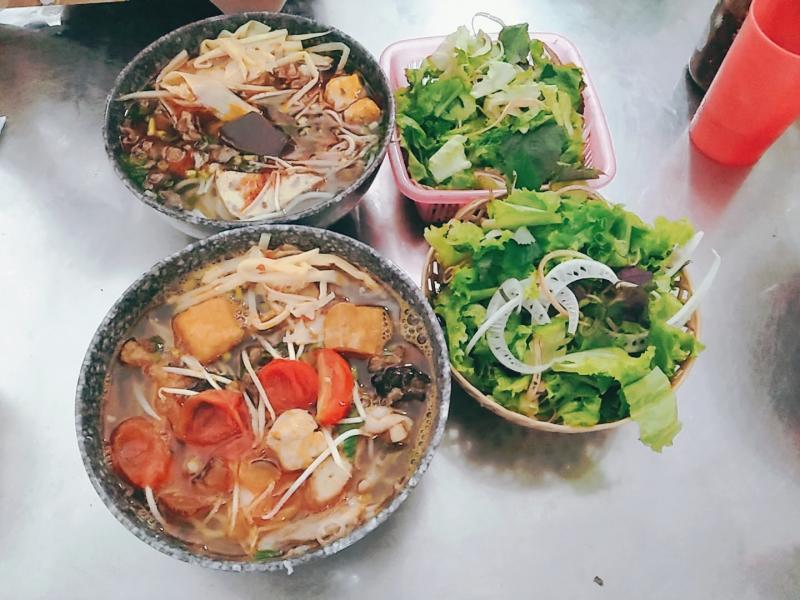 Top 6 Quán Bún Bò Huế Ngon Nhất Tại Quận Hà Đông, Hà Nội