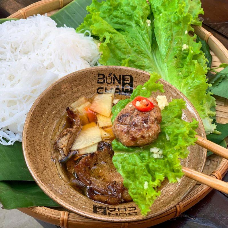 Khám Phá 12 Quán Bún Chả Hà Nội Nổi Bật Tại TP. HCM