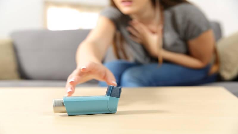 Khi bị hen suyễn và gặp phải khó thở, bạn nên làm gì để cải thiện tình trạng? Cùng tìm hiểu những thực phẩm nên ăn và điều cần kiêng để giảm bớt các triệu chứng này.