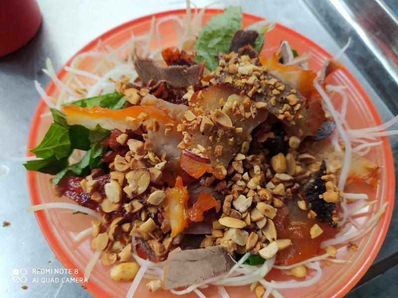 Top 13 địa chỉ gỏi bò khô 'khó cưỡng' tại Hà Nội