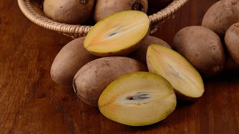 Mẹo tẩy sạch mủ trái cây bám trên tay chỉ trong vài phút