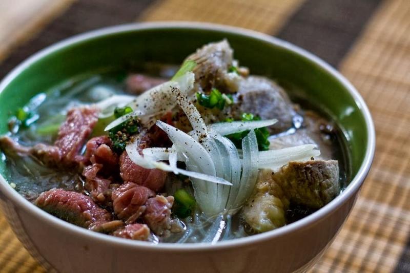 Top 10 món ăn đặc sắc không thể bỏ lỡ khi đến Nha Trang