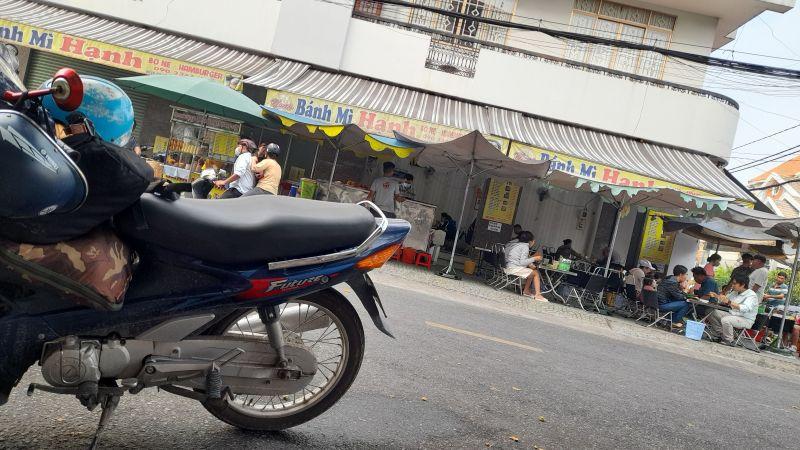 Top 7 Quán Bánh Mì Ngon Nhất Tại Quận Bình Tân, TP. HCM