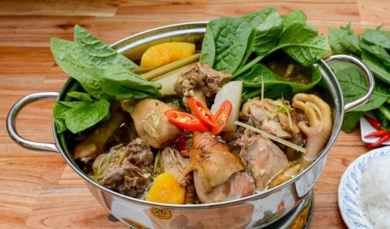 Khám Phá 8 Địa Chỉ Lẩu Gà Ngon Nhất Quận 12, TP. HCM