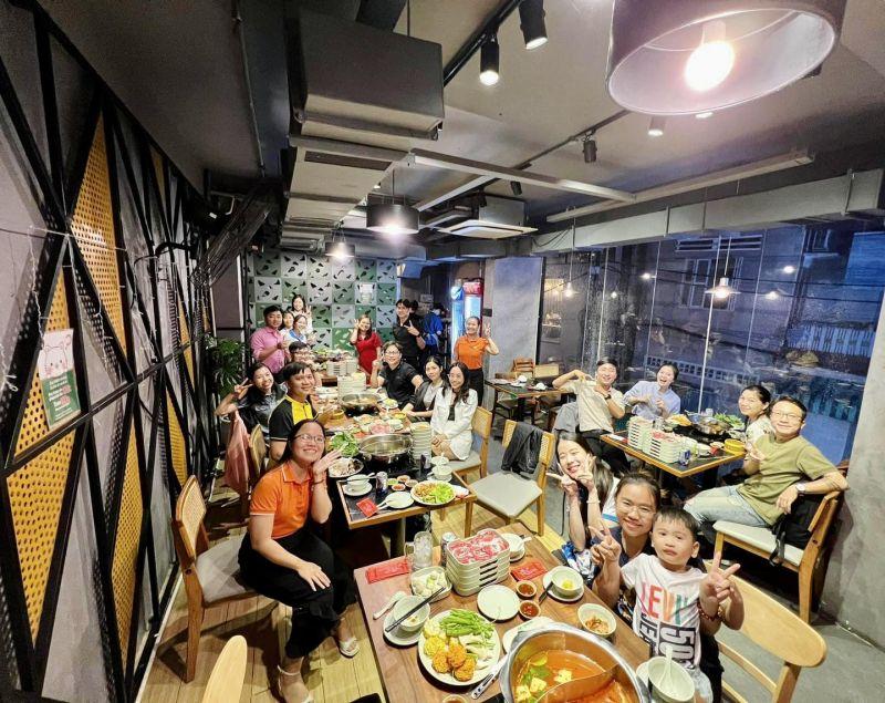 7 Nhà Hàng Lẩu Băng Chuyền Hàng Đầu tại TP. HCM