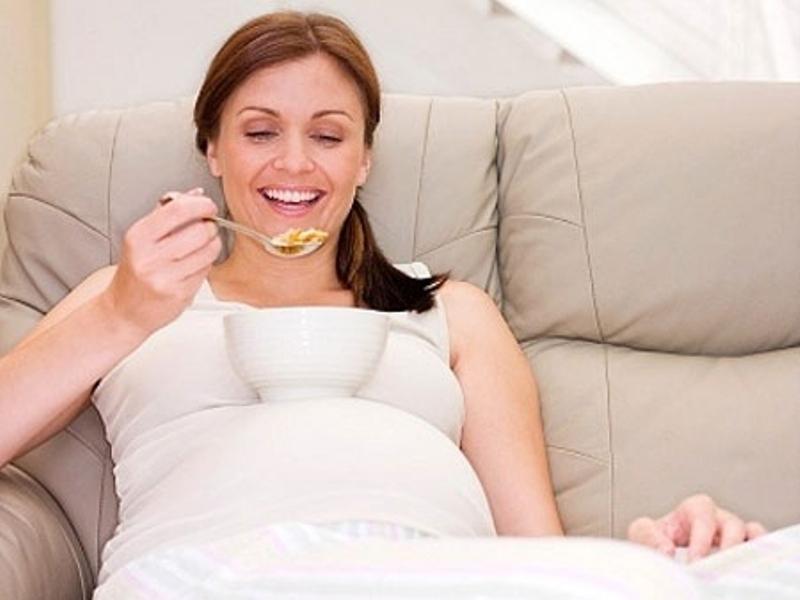 12 công dụng tuyệt vời của hạt sen đối với sức khỏe con người