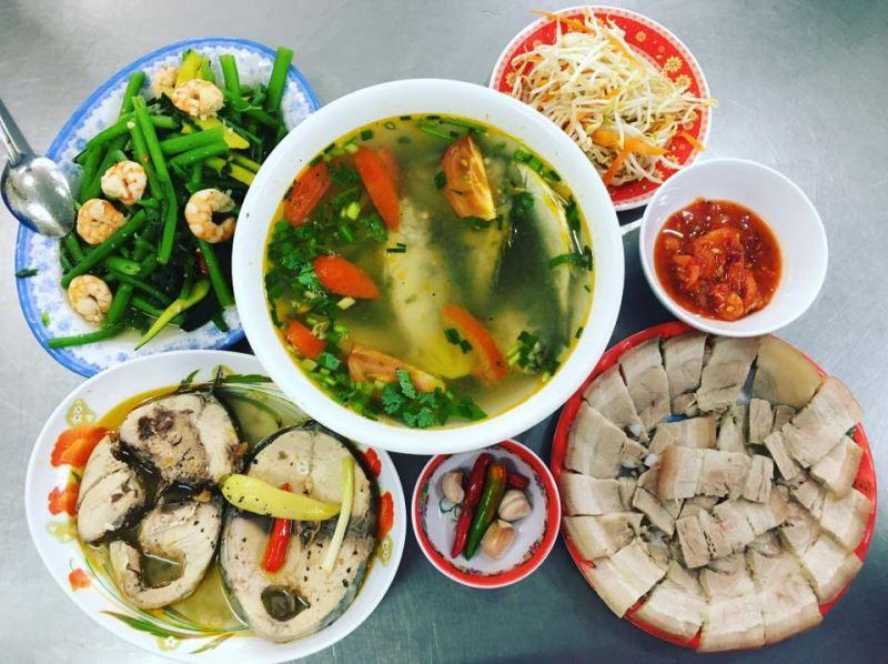 Top 9 Quán Ăn Ngon Trên Đường Hai Bà Trưng, TP. Huế, Thừa Thiên Huế