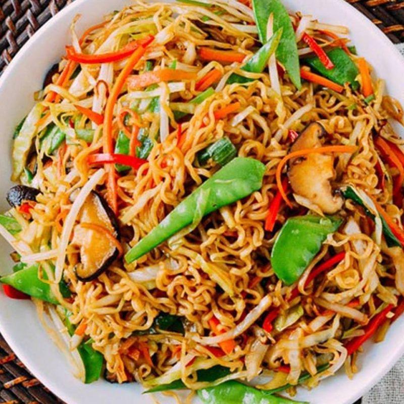 Top 10 món mì xào ngon miệng và dễ làm ngay tại nhà