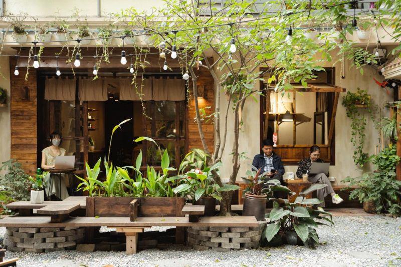 Top 8 Quán Cà Phê Sân Vườn Đáng Trải Nghiệm Nhất Tại Quận Đống Đa, Hà Nội