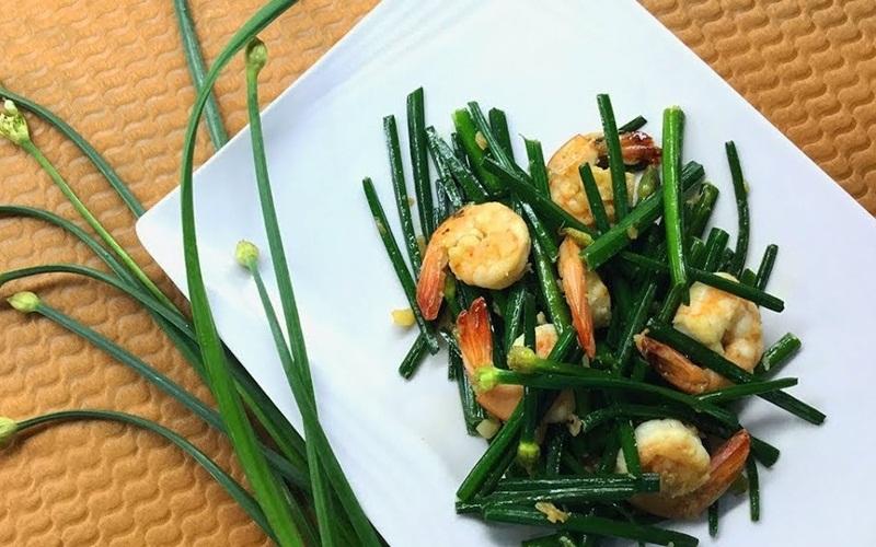 Cách chế biến bông hành xào tôm tươi ngon miệng, hấp dẫn