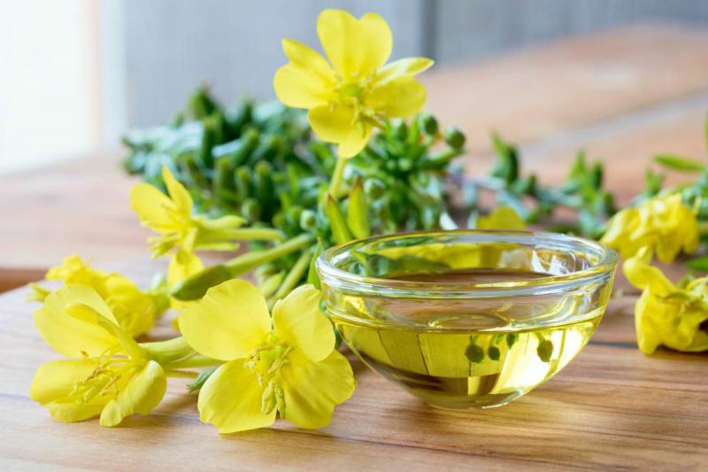 Top 10 Công dụng tuyệt vời của dầu hoa anh thảo đối với sức khỏe phụ nữ