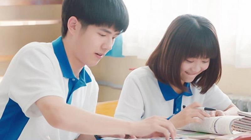 Top 11 dấu hiệu chứng tỏ bạn đã phải lòng một chàng trai trong lớp