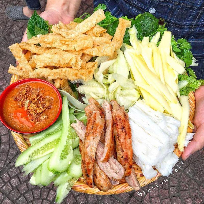 Top 10 Địa chỉ ăn vặt nổi tiếng tại Quận Long Biên, Hà Nội