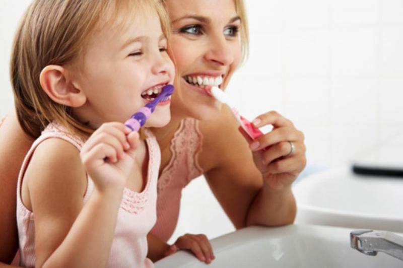Top 10 Lưu ý quan trọng để bảo vệ sức khỏe răng miệng cho trẻ em