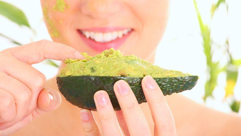 Mặt nạ bơ sữa tươi không đường giúp da trắng sáng mịn màng chỉ trong một tuần