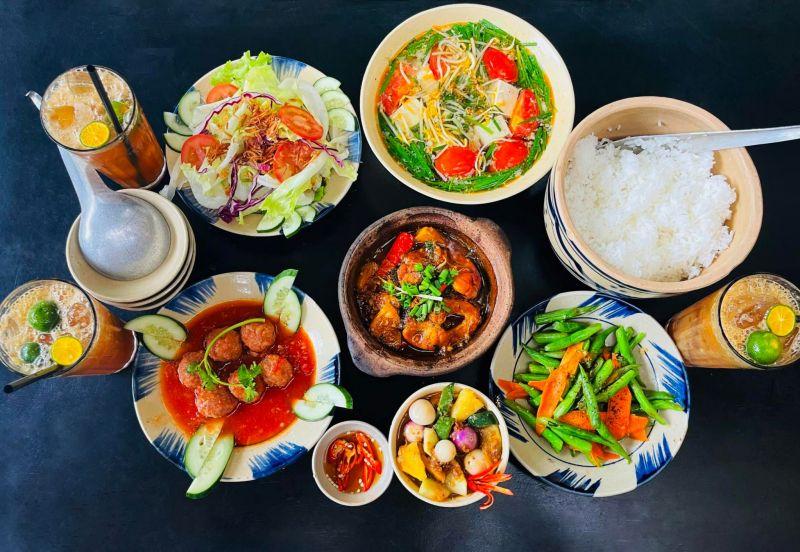 Top 11 quán cơm trưa ngon nhất tại Đà Lạt