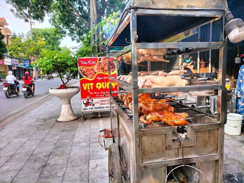 Top 5 Quán Vịt Quay Ngon và Nổi Tiếng Nhất Tại Thanh Hóa