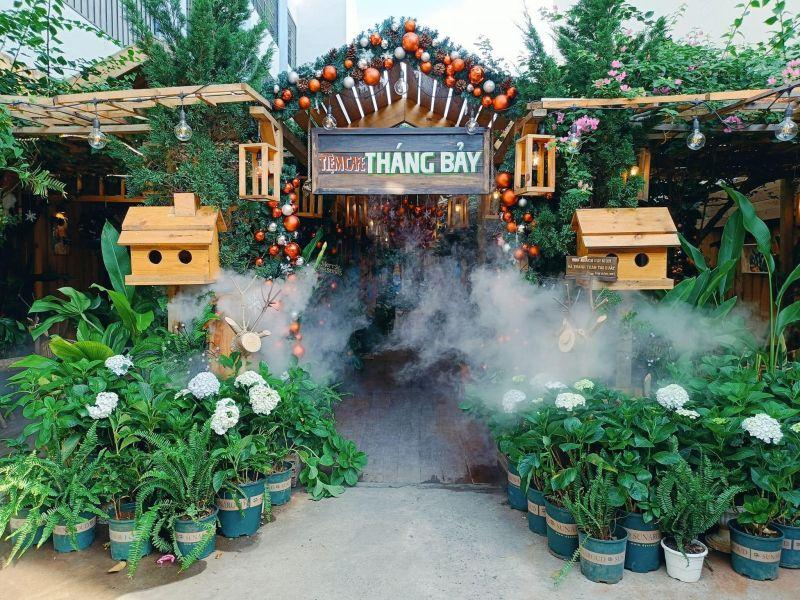 Top 11 quán cà phê trang trí Noel tuyệt đẹp tại TP.HCM