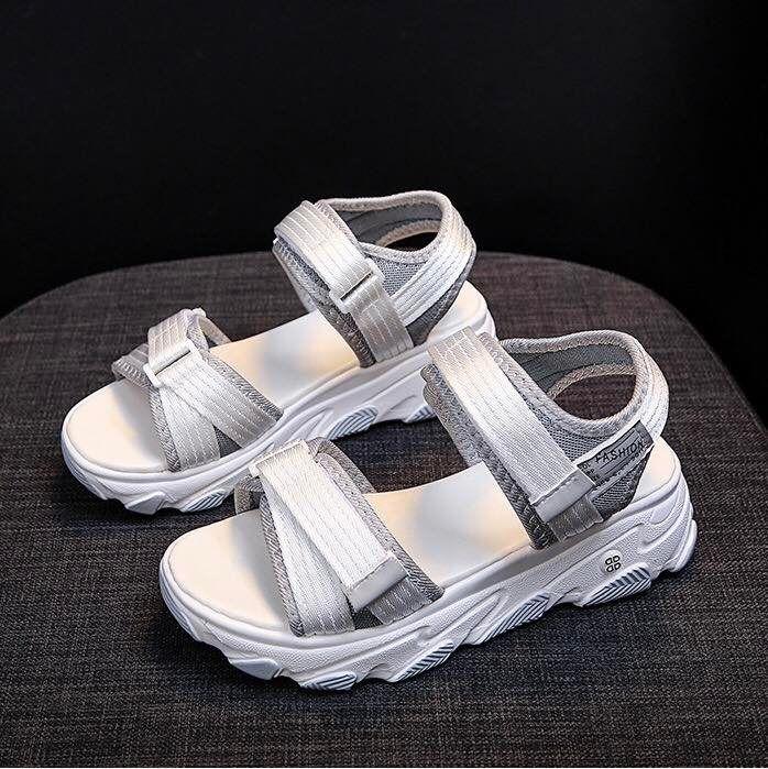 Top 10 cửa hàng sandal đẹp nhất tại quận 5, TP. HCM