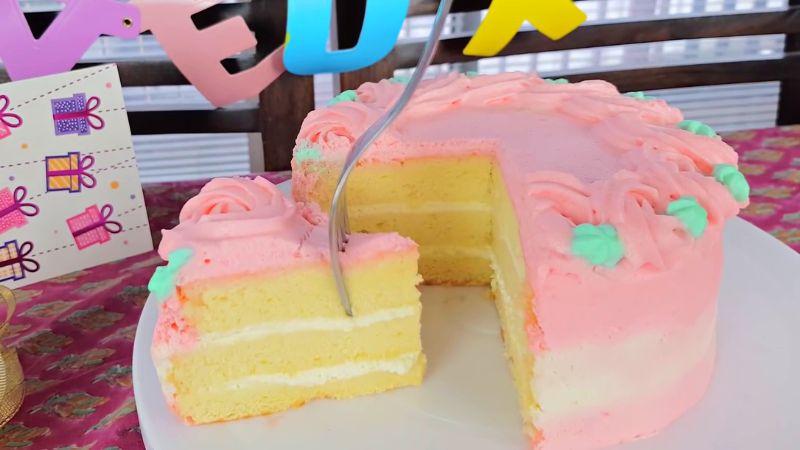 Khám phá 3 công thức làm bánh sinh nhật tuyệt vời từ nồi chiên không dầu, dễ dàng thực hiện tại nhà mà vẫn đảm bảo hương vị thơm ngon.