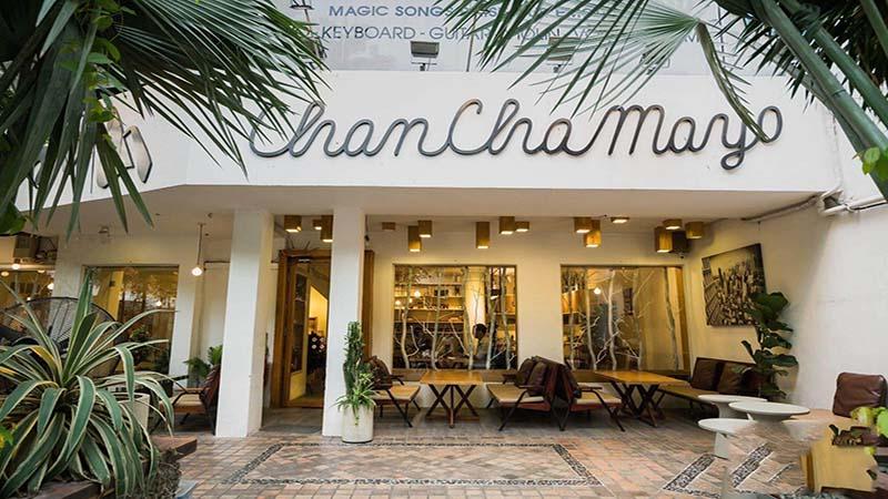15 quán cà phê mang phong cách trắng tinh tế 'hot trend' đang thu hút sự chú ý mạnh mẽ tại Sài Gòn, lan tỏa nhanh chóng trên các nền tảng mạng xã hội.