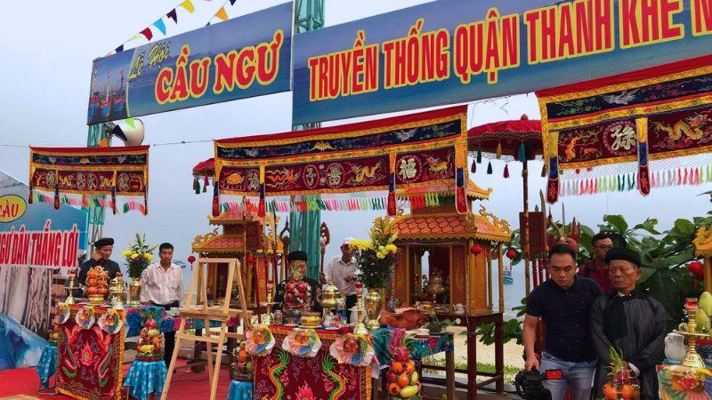 Khám phá nguồn gốc và ý nghĩa sâu sắc của lễ hội Cầu Ngư tại Đà Nẵng