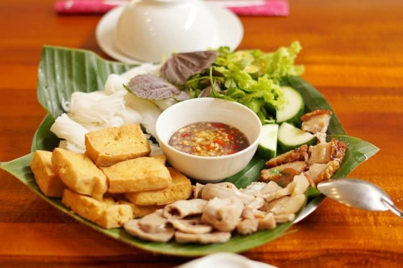 Top 9 quán bún đậu mắm tôm ngon nhất tại TP. Huế, Thừa Thiên Huế