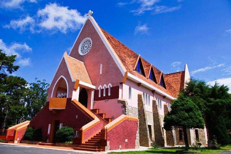 Top 10 địa điểm tuyệt vời nhất tại Đà Lạt