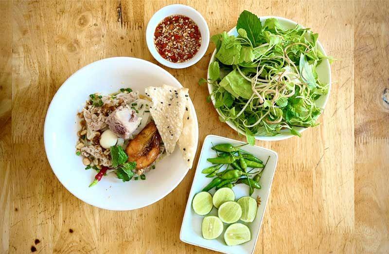 Khám Phá Top 8 Quán Mì Quảng Ngon Nhất Tại Bình Dương
