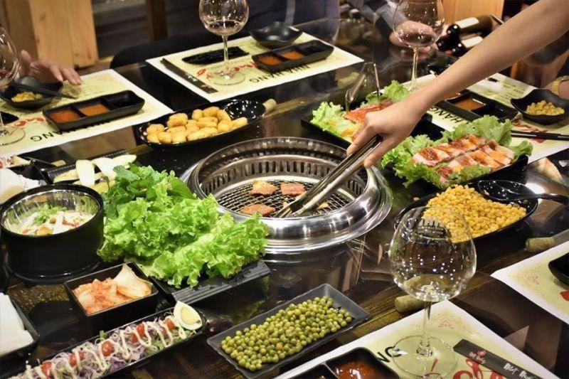 Khám phá 9 địa chỉ buffet lẩu nướng tuyệt vời cho các buổi tiệc tại Hà Nội