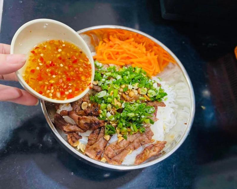 15 Quán Bún Thịt Nướng Ngon Nhất Sài Gòn Bạn Phải Thử