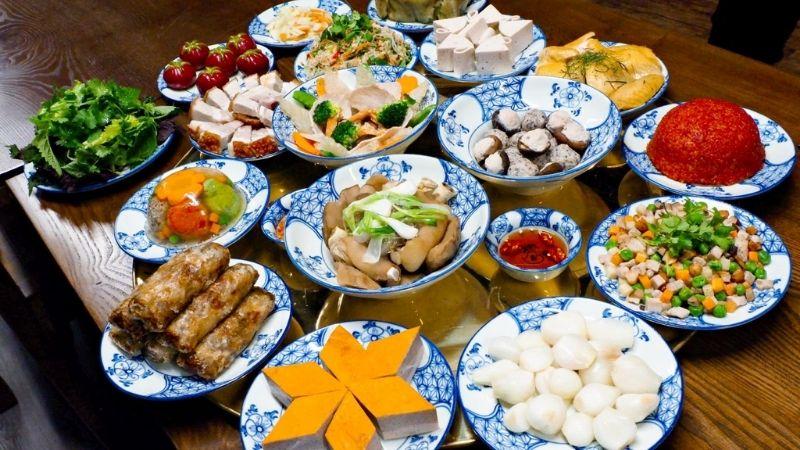 Khám phá 9 thực đơn tiệc đám giỗ đặc sắc từ ba miền Bắc, Trung, Nam