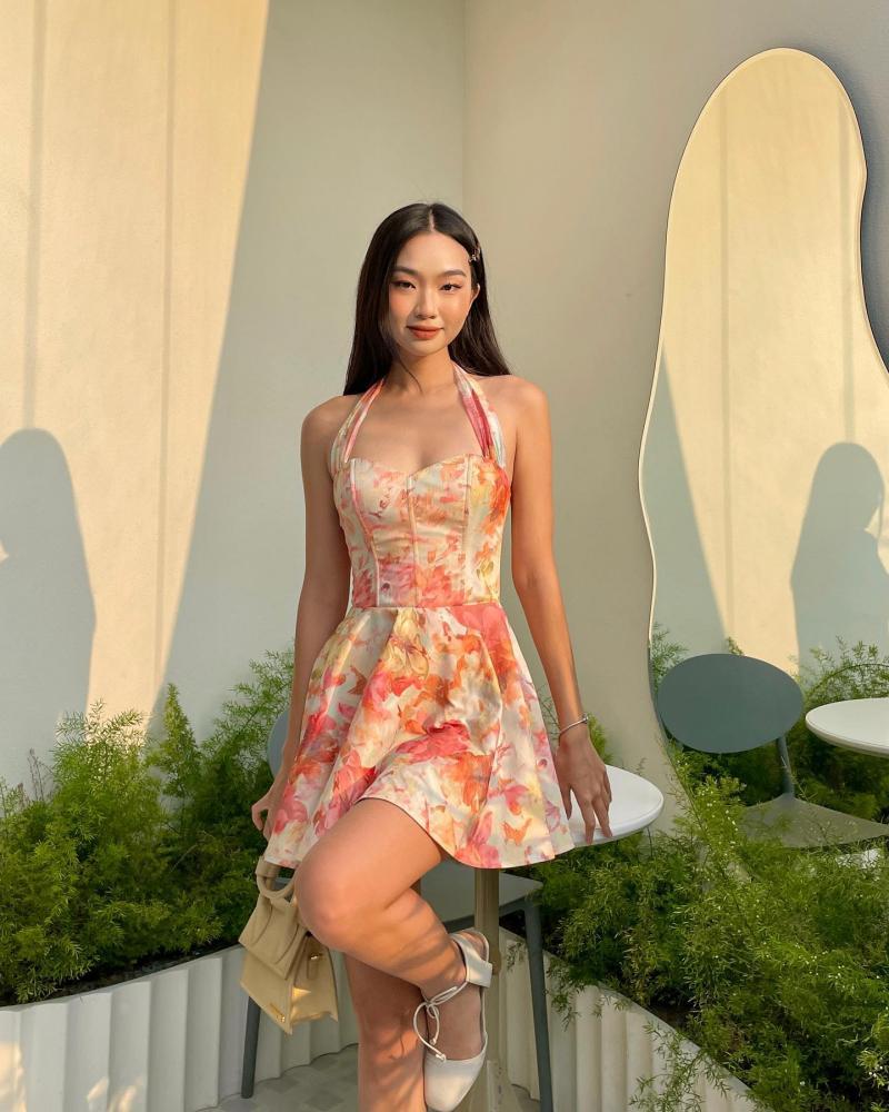 Top 10 cửa hàng bán váy đầm đẹp nhất trên Instagram