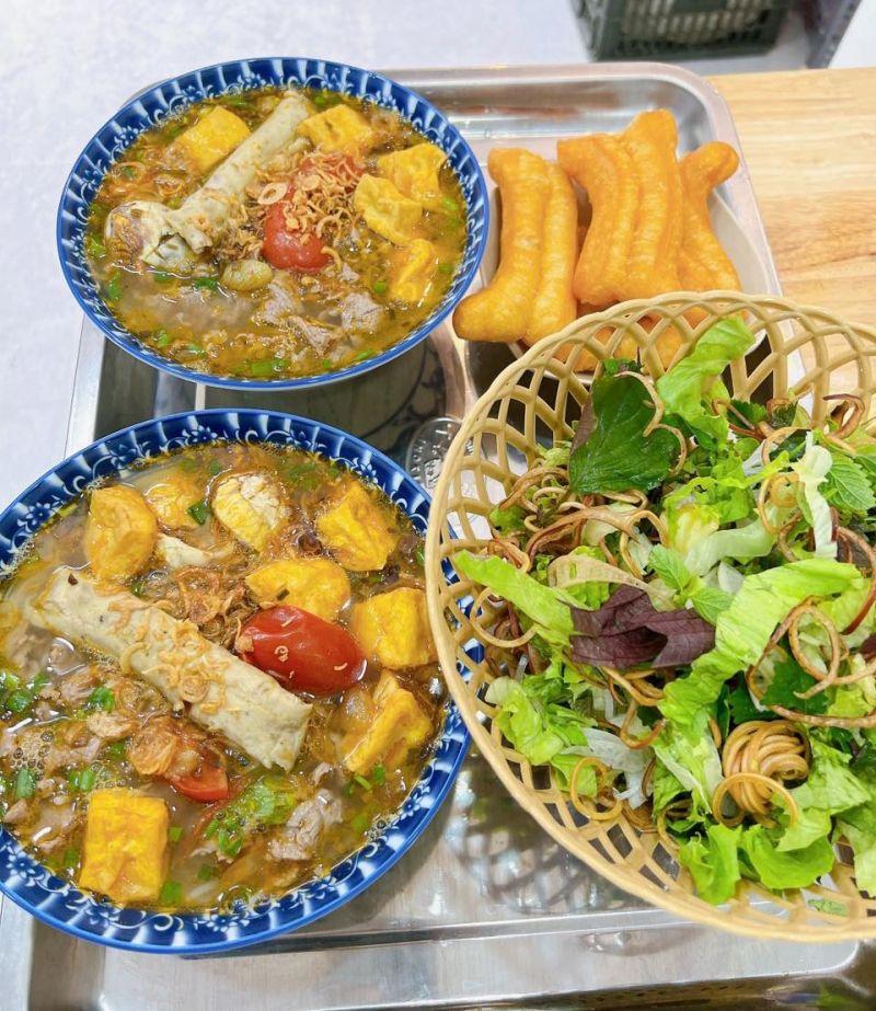 Top 8 Quán Bún Riêu Ngon Nhất Quận Hai Bà Trưng, Hà Nội