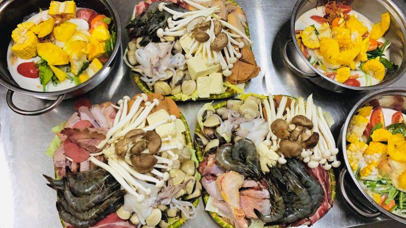 7 Địa chỉ ăn ngon 'nổi bật' không thể bỏ lỡ tại phố Mã Mây, Hà Nội